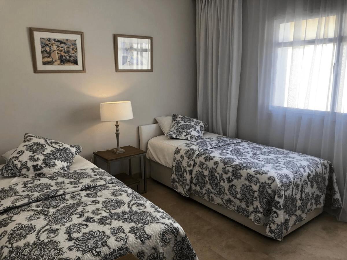 ALOHA - Espectacular Apartamento con 3 piscinas, 3 terrazas y parking Marbella Exterior foto